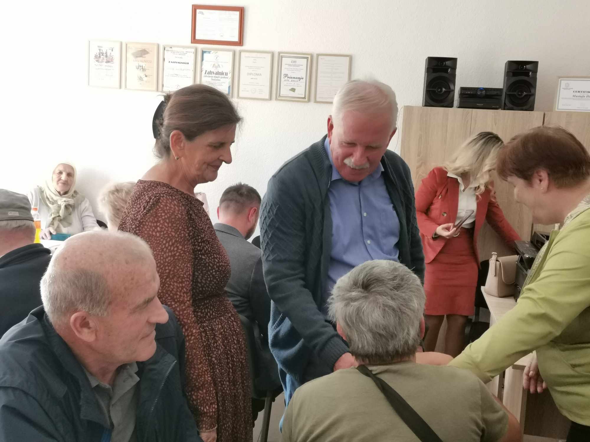 Opis fotografije nije dostupan.