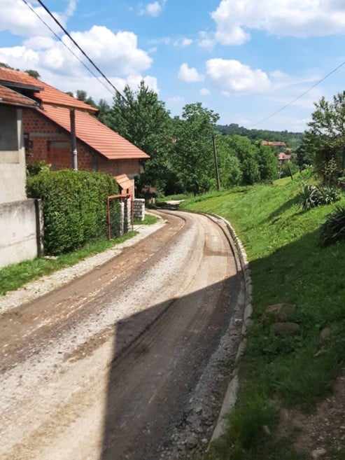 TK: Počeli radovi na sanaciji puteva na novim lokacijama tk: počeli radovi na sanaciji puteva na novim lokacijama