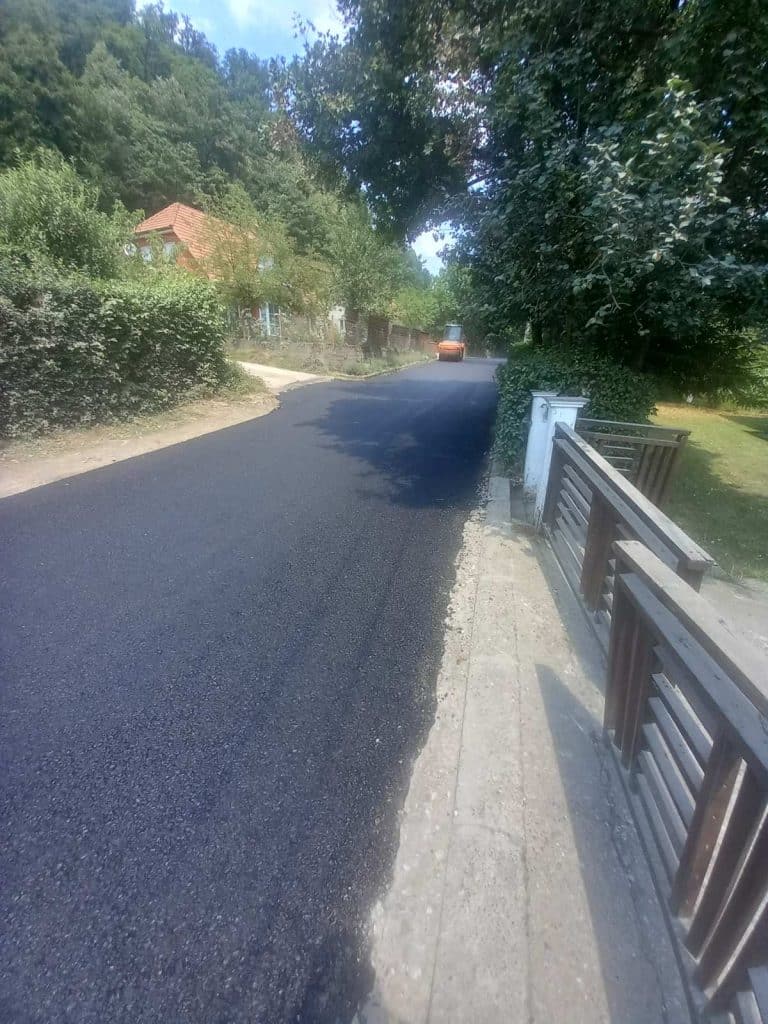 Završeno asfaltiranje puta u MZ Grabovica završeno asfaltiranje puta u mz grabovica