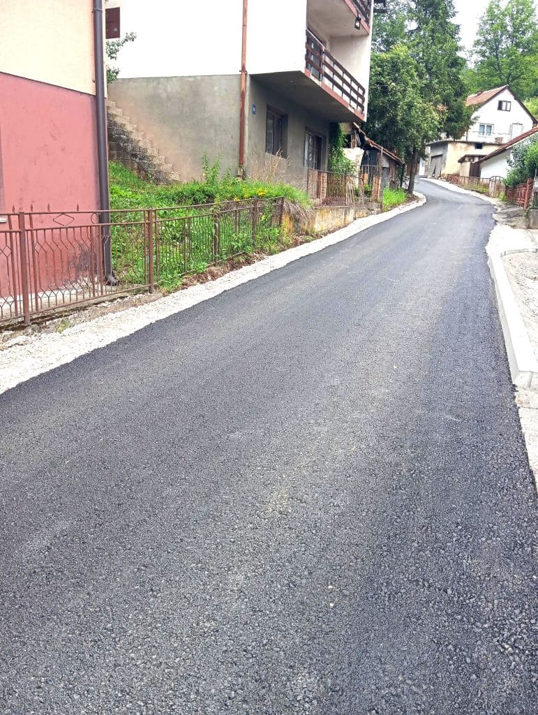 završeno asfaltiranje puta u ulici mahmuta bušatlije, mz slavinovići