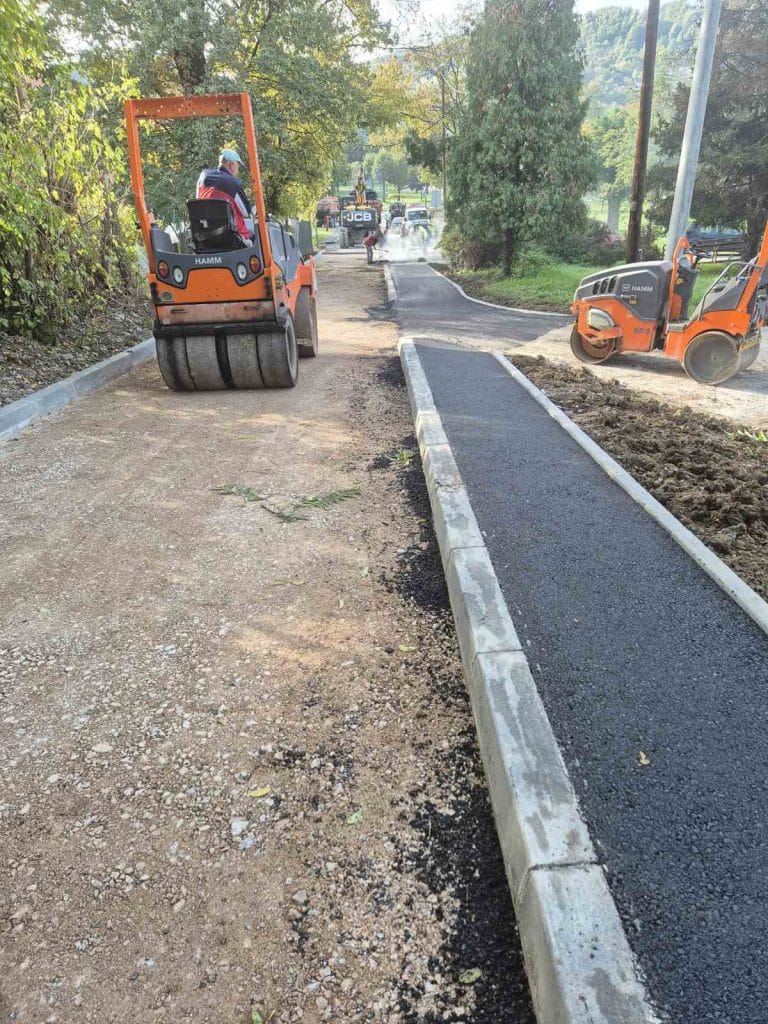 završeno asfaltiranje ulica u mjesnim zajednicama kreka i centar u tuzli