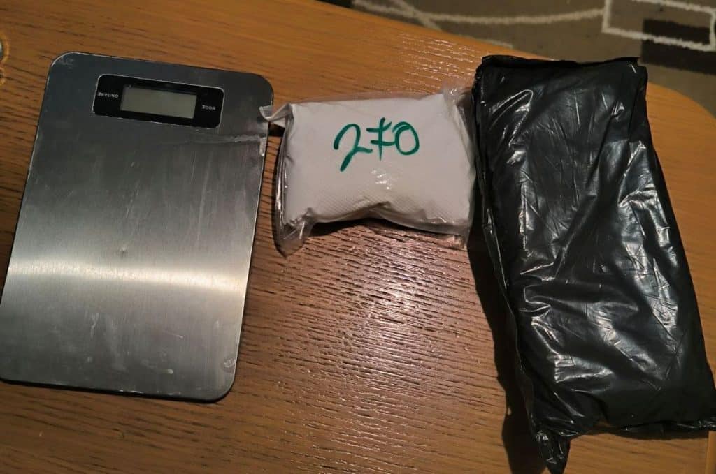 U akciji MUP-a TK pronađena veća količina opojnih droga, dvije osobe lišene slobode (FOTO) u akciji mup-a tk pronađena veća količina opojnih droga, dvije osobe lišene slobode (foto)