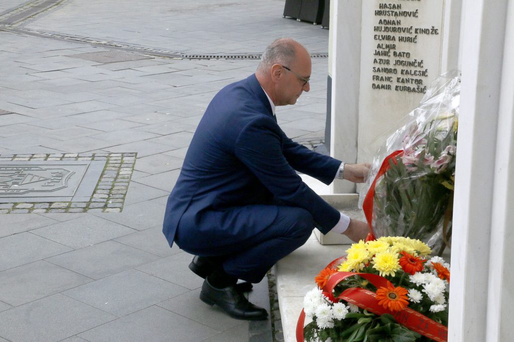 U Tuzli obilježena 80. godišnjica pobjede nad fašizmom