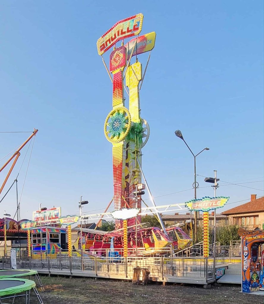 Luna park Europa u Živinicama ostavlja bez daha – morate vidjeti ove atrakcije! (FOTO)