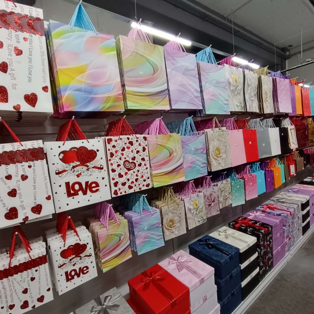 Otvoren Joli Shop u Živinicama – sve što vam treba na jednom mjestu! Otvoren Joli Shop u Živinicama – sve što vam treba na jednom mjestu!